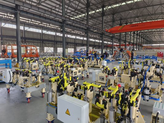 汽車夾具現場安裝調試